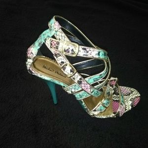 Super CUTE snakeskin sandals!